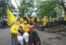 HUT Partai Golkar ke – 57 Ziarah ke Taman Makam Pahlawan Indramayu.