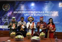 Ketua PWI Pusat Atal S Depari :Dewan Juri Anugerah Kebudayaan PWI ,Jempol Buat Nina Agustina