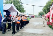 Posko Mudik Jembatan Timbang Losarang Awali Dengan Berdoa