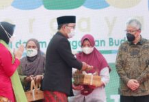 Gubernur Jabar Bersama Bupati Nina Agustina Ikuti Puncak BUBOS6