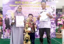 Lomba Model Batik Nusantara Mahesa Prabu Febriyanto Juara Terbaik Antar Provinsi