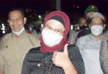 Video Mapping Warnai Malam Takbiran di Alun-alun Indramayu