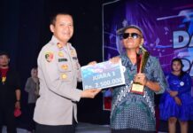 Peserta Tunanetra Juara 1 Lomba Tembang Dangdut Pantura Tahun 2022
