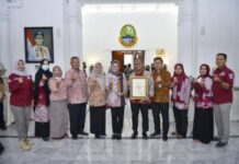 KABUPATEN INDRAMAYU INOVATIF RAIH PENGHARGAAN DALAM PENURUNAN STUNTING