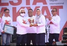 BUPATI NINA AGUSTINA DIANUGRAHI ASPATAKI AWARDS 2022