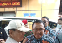 Menhan Prabowo Subiyanto Bagikan 20 Unit Motor Untuk Babinsa Kodim 016 Indramayu
