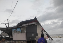 Pantai Eretan Indramayu Diterjang Roban Air Laut Roboh Rumah Warga 31 Desember 2022