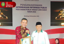DESA CANGKINGAN RAIH ANUGERAH KETERBUKAAN INFORMASI PUBLIK (KIP)