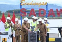 PRESIDEN JOKO WIDODO RESMIKAN BENDUNGAN SADAWARNA