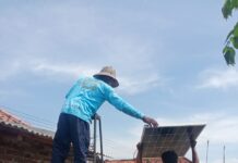 PEMERINTAH KECAMATAN CANTIGI PASANG SOLAR CELL