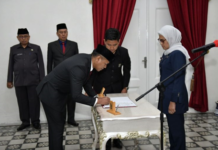 Bupati Indramayu Lantik Pejabat BUMD