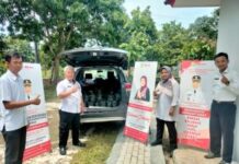 CAMAT TERISI SALURKAN BENIH SAYUR-SAYURAN