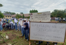 Ratusan Siswa SMK Negeri 1 Gabuswetan Gelar Unjuk Rasa Tuntut Dana PIP Haknya Dikembalikan
