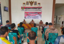 Kapolsek Tukdana Adakan Jumat Berkah Curhat Di Desa Wanasari