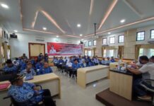 Plt Kepala BKPSDM Indramayu 57 ASN Terima SK Pensiun