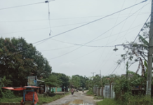 BERITA FOTO:Jalan Menuju Desa Arahan Lor Kecamatan Arahan Rusak Belum Juga Diperbaiki