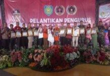 CAMAT KEDOKAN BUNDER DAN KUWU CANGKINGAN RAIH PWI AWARD 2023
