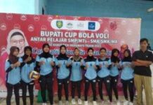 Peserta SMP Negeri Satu Atap 1 Cantigi MAsuk Final Bola Volly Indoor Bupati Cup Indramayu Tahun 2023