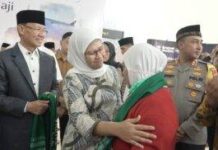 Luar Biasa Bupati Nina Agustina Penerbangan Pertama Kloter Haji Diantar Langsung Ke Bandara BIJB Kertajati