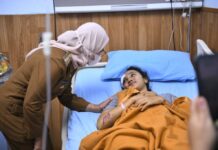 Nina Agustina Jenguk Anggota Paskibra Korban Kecelakaan Lalu Lintas Di RSU Bhayangkara