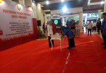 Bupati Nina Agustina Tandatangi SK PPPK Jabatan Fungsional Tenaga Guru Dan Tenaga Teknis Formasi Tahun 2022