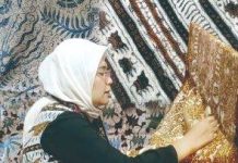 Batik Tulis Complongan Indramayu Siapa Menjadi Fashion Terbaik