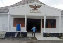 WOW LUARA BIASA 1 TAHUN SURAT KEPALA DESA DAN Ketua BPD Pekandangan Drs Sunardi SH MSi Tanda Tangan Usulan Pemecatan 4 Pamong Direkemdasikan Pada Camat Kota Indramayu