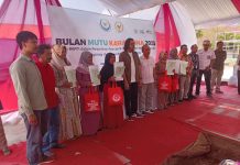 Reses Anggota DPR RI Ono Surono ST Secara Simbolis Serahkan Sertifikat Program Lintas Sektoral Tahun 2023