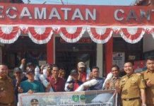 Bupati Indramayu Berikan Bantuan Jaring Pada Kelompok Nelayan Jaring Kalen Kentong Desa Cemara