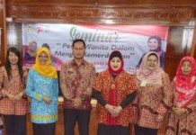 PLT DISDUK-P3A OPIK HIDAYAT Gabungan Organisasi Wanita (GOW) Indramayu