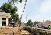 Ratusan Rumah Warga Tutup Pintu Takut Debu Dari Proyek BBWSCC Cirebon PT Waskita Karya