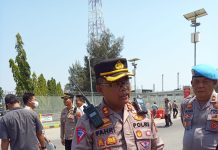Polres Indramayu Turunkan 220 Personil Polisi Untuk Mengamankan Masa Aksi Demo Didepan Pertamina RU-VI Balongan