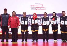 Bupati Indramayu Terima Penghargaan Dari Kemenpora Atas Pembangunan Pasilitas Olahraga Sampai Tingkat Desa