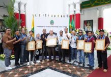 Nina Agustina Terima Penghargaan Literasi Digital Award Tahun 2023