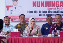 Bupati Indramayu Tinjau Langsung Kecamatan Pasekan Layanan Berjalan Baik
