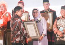 Pemkab Indramayu Terima Penghargaan Dari Kementerian Kesehatan RI Sehat Swasti Saba Wiwerda Tahun 2023