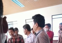 Selesai Sidang Saksi Yakup Di Sandra Kuli Minta Bayaran Upah Kerja Di Pengadilan Negeri Indramayu