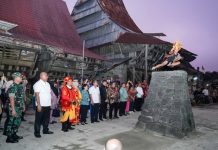 Pj Gubernur Sumut Hassanudin Kunjungi Bawomataluo Ajak Pemkab Kembangkan Potensi Nias Selatan