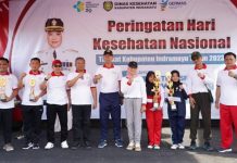 Bupati Indramayu Berikan Penilaian Pada Tenaga Kesehatan