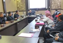 Kabid Aset Badan Keuangan Daerah Kabupaten Indramayu Adakan Rapat Persiapan Lelang Eks Bengkok