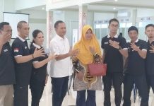 Anggota DPR RI dari Komisi VII Fraksi Golkar H Bambang Hermanto Berikan Wawasan Tentang Manajemen Leadership Dan Organisasi Kepada Masyarakat