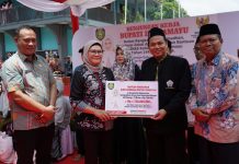 Bupati Indramayu Bantu Anggaran Untuk Intensif Guru Madrasah Rp 13 Miliar