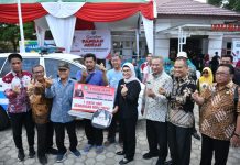 Pemkab Indramayu Hibahkan Mobil Ambulan Untuk Yayasan Kematian Bakti Jaya