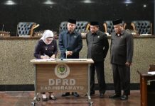 Bupati dan DPRD Indramayu Setujui Dua Raperda Untuk Pertumbuhan dan Hindari Kesenjangan Ekonomi