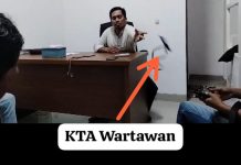 Miris Hilang Etika Oknum Anggota Bawaslu Indramayu lempar KTA wartawan
