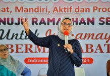 WOW INI DIA Gerakan Lansia Sehat Motivasi Bupati Indramayu
