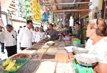 Presiden Jokowi Cek Harga dan Stok Bahan Pokok Di Pasar Kawat Tanjungbalai
