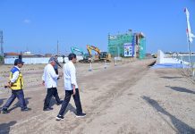 Presiden Jokowi Tinjau Proyek Pengendalian Banjir Rob Di Tambak Lorok Semarang