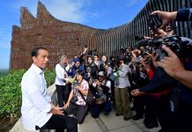 Presiden Jokowi Ajak Media Tinjau Kawasan Istana Kepresidenan Di IKN Kalimantan