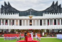Pertama Kali, Presiden Jokowi Pimpin Upacara Peringatan Detik-Detik Proklamasi HUT Ke-79 RI Di IKN